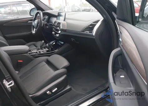 2021 BMW X3 Phev xDrive30E z USA, uszkodzony, nr VIN 5UXTS1C08M9H19167